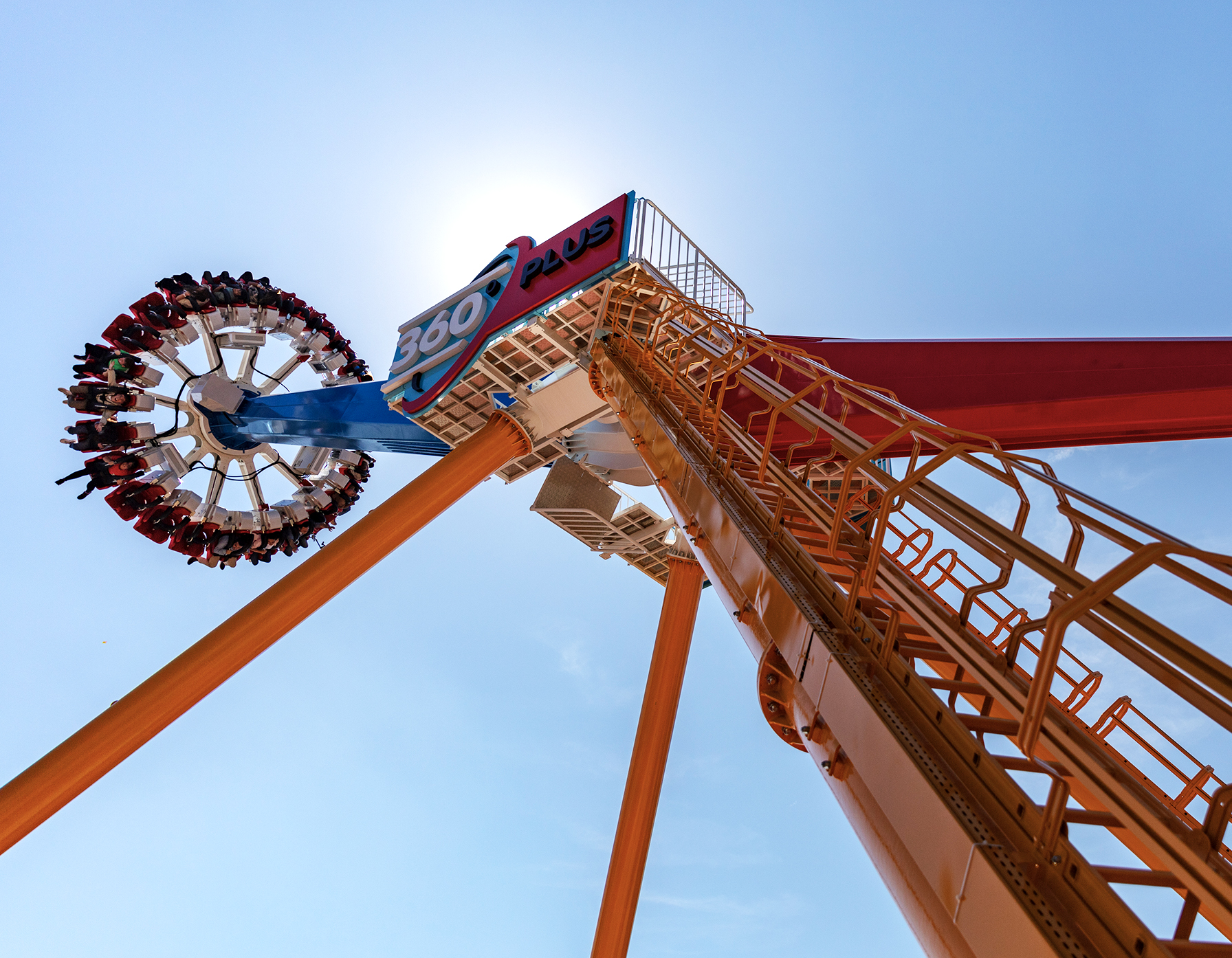 Vialand Tour