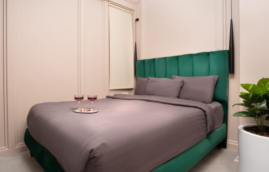 One Bedroom Apartments